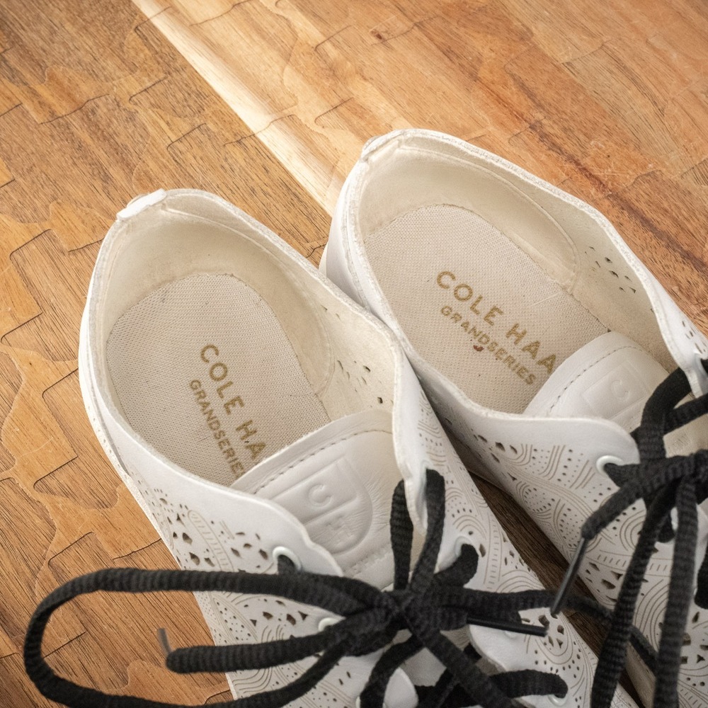 COLE HAAN Grandpro Tennis Sneakers White Perforated Shoes Sz 7.5 B - Picture 6 of 7